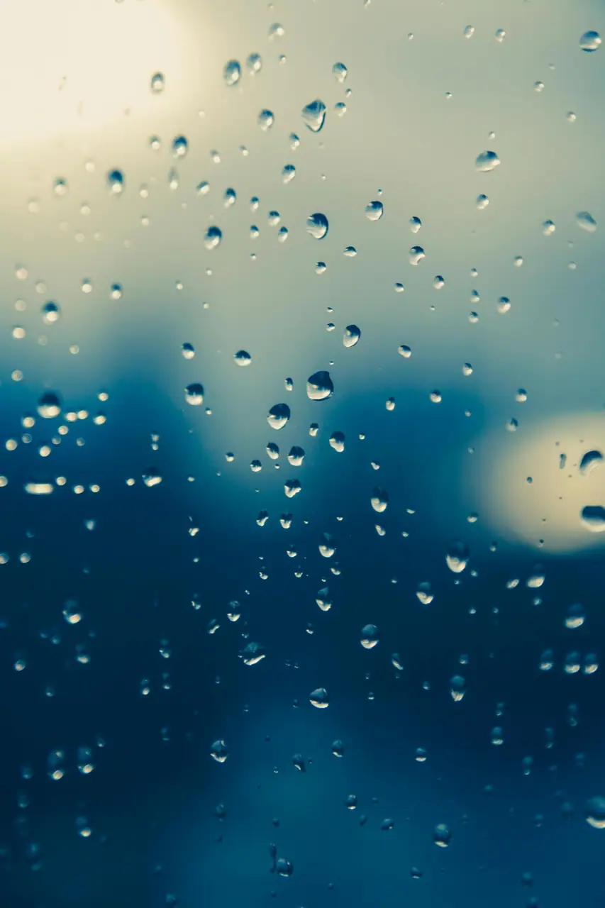 窓についた水滴